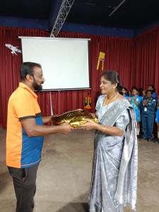 vollyball champions honoured by school